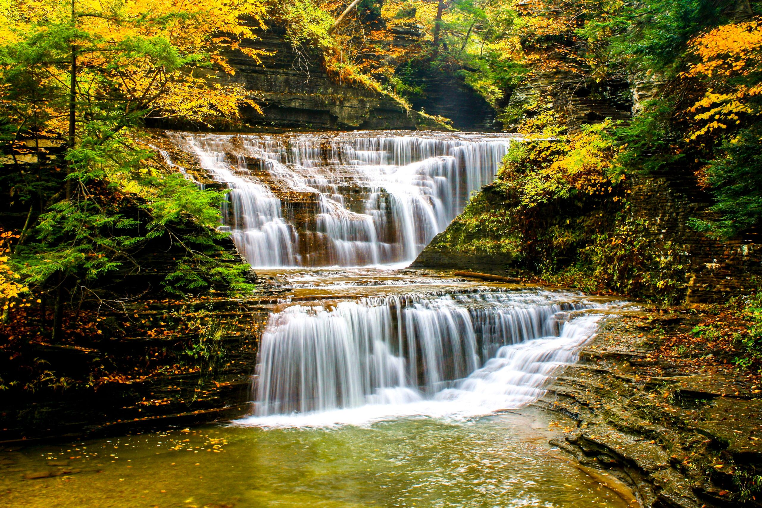 America's Best Place To Visit Is Officially This "Gorges" Little City