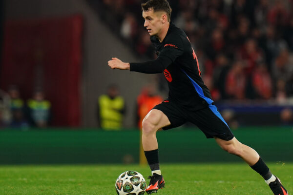 Chelsea are set to rival Arsenal for this Barcelona midfielder