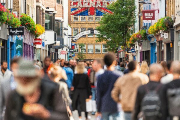 UK retailers demand return of tax-free shopping for tourists The Economic Times
