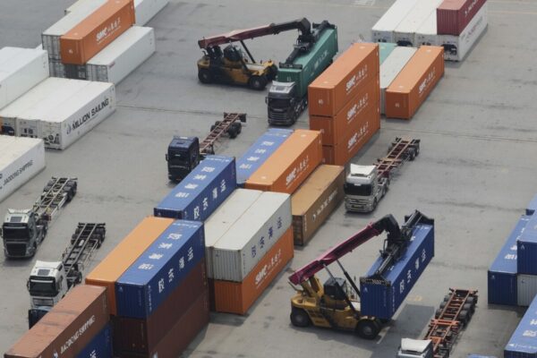 Trump’s sudden shifts make his policies baffling to countries trying to negotiate lower tariffs Trump's sudden shifts make his policies baffling to countries trying to negotiate lower tariffs
