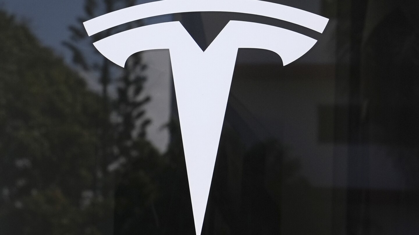 Elon Musk faces dual court battles over Tesla's Autopilot technology