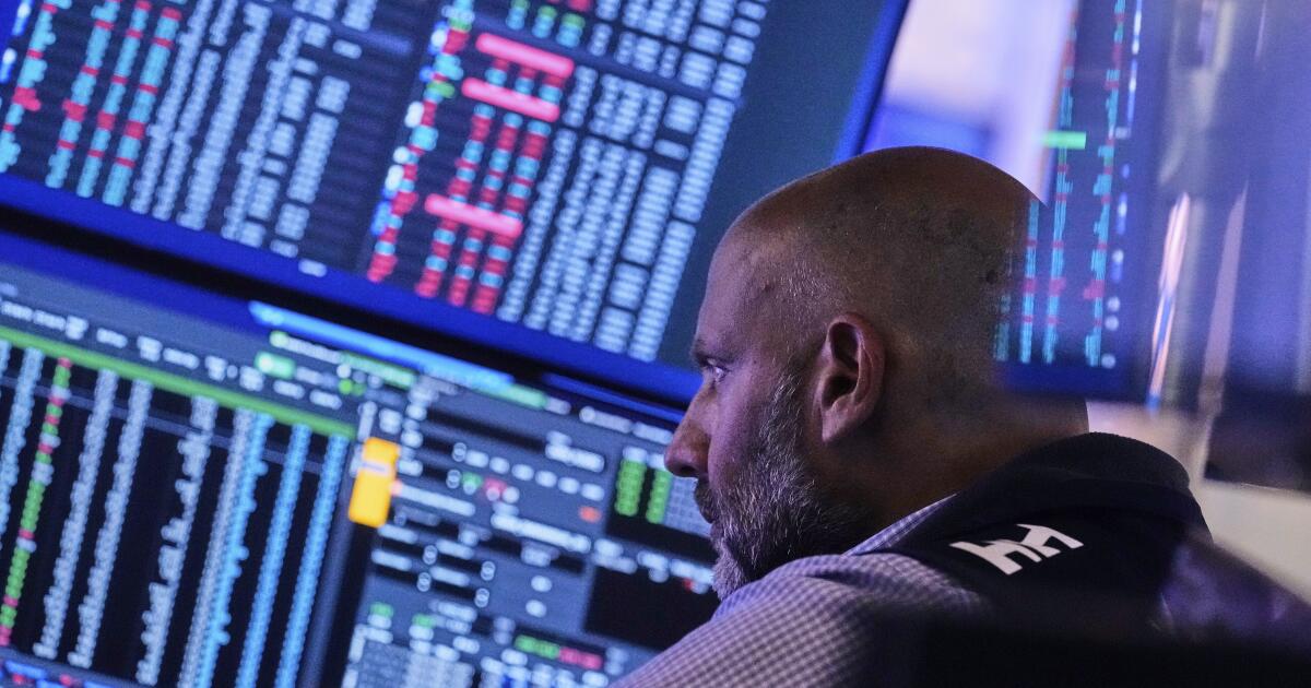 Stocks close higher, nudging the S&P 500 and Nasdaq to more highs
