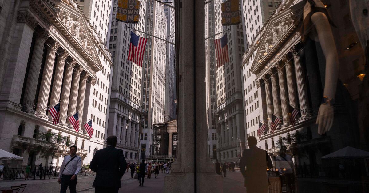 S&P 500 and Nasdaq composite pull back from their all-time highs