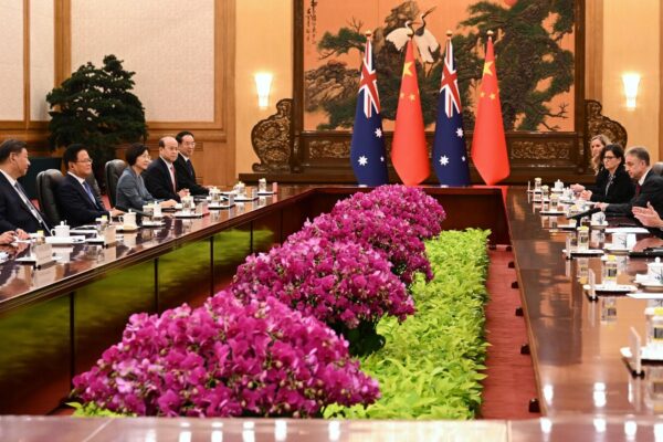 Australian and Chinese leaders seek to boost trade