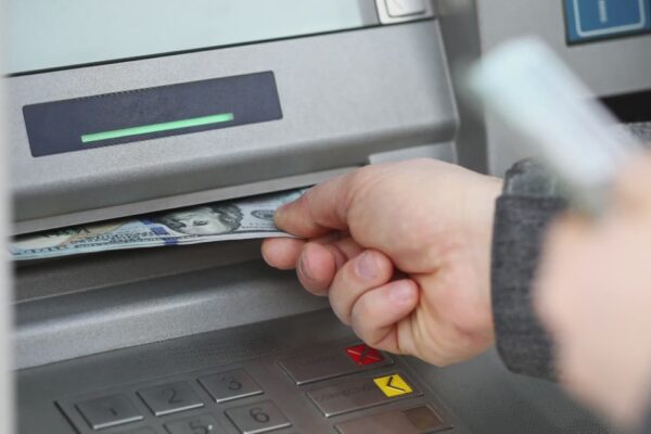 Payment apps are convenient, but they don't protect your money | 2 Wants to Know