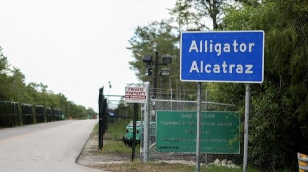 8/4: CBS Evening News Plus