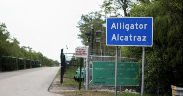 8/4: CBS Evening News Plus