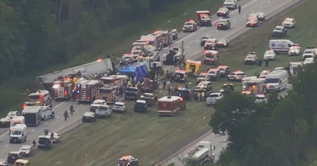 8/22: CBS Evening News - CBS News