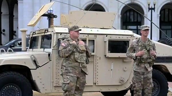 8/25: CBS Evening News - CBS News
