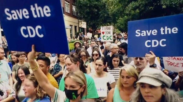 8/28: CBS Evening News Plus