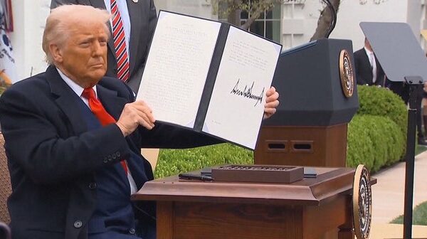 8/29: CBS Evening News - CBS News