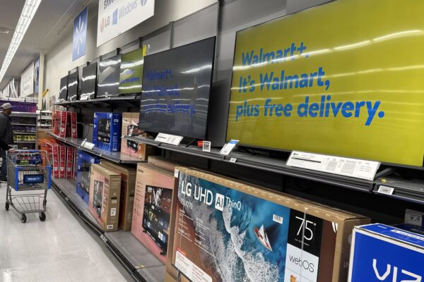 10 things to watch in the stock market Thursday including Walmart earnings and rate cut hopes
