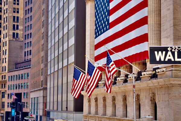 Strong summer end often leads to stock market turbulence in early fall Strong summer end often leads to stock market turbulence in early fall