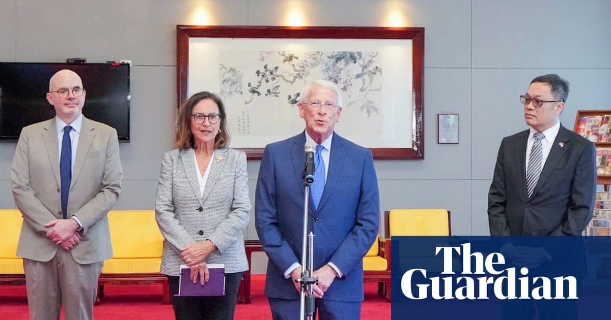 Taiwan has ‘right to remain free’, US senator says in visit criticised by China | Taiwan