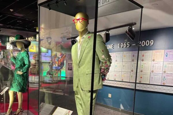 Kentucky Derby Museum opens fashion exhibit