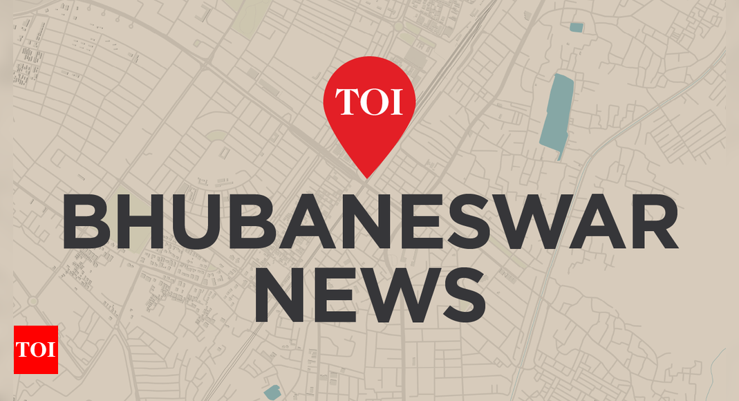 Cops return 51 mobile phones to owners | Bhubaneswar News