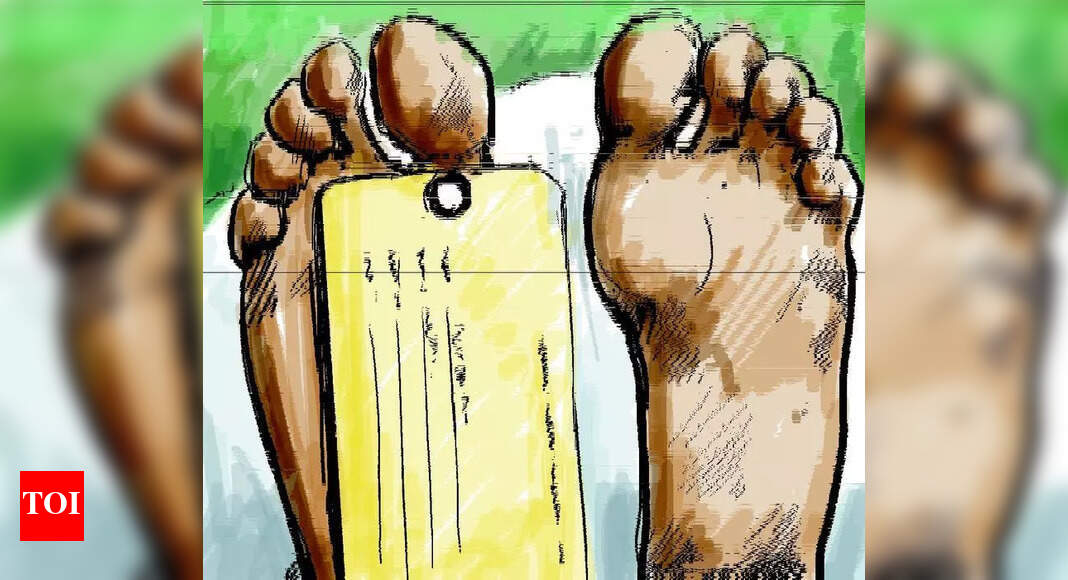 Back from UK after divorce, man kills self | Gurgaon News