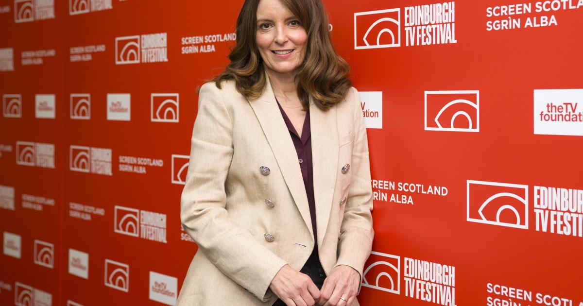 Tina Fey offers advice to writers of Saturday Night Live UK