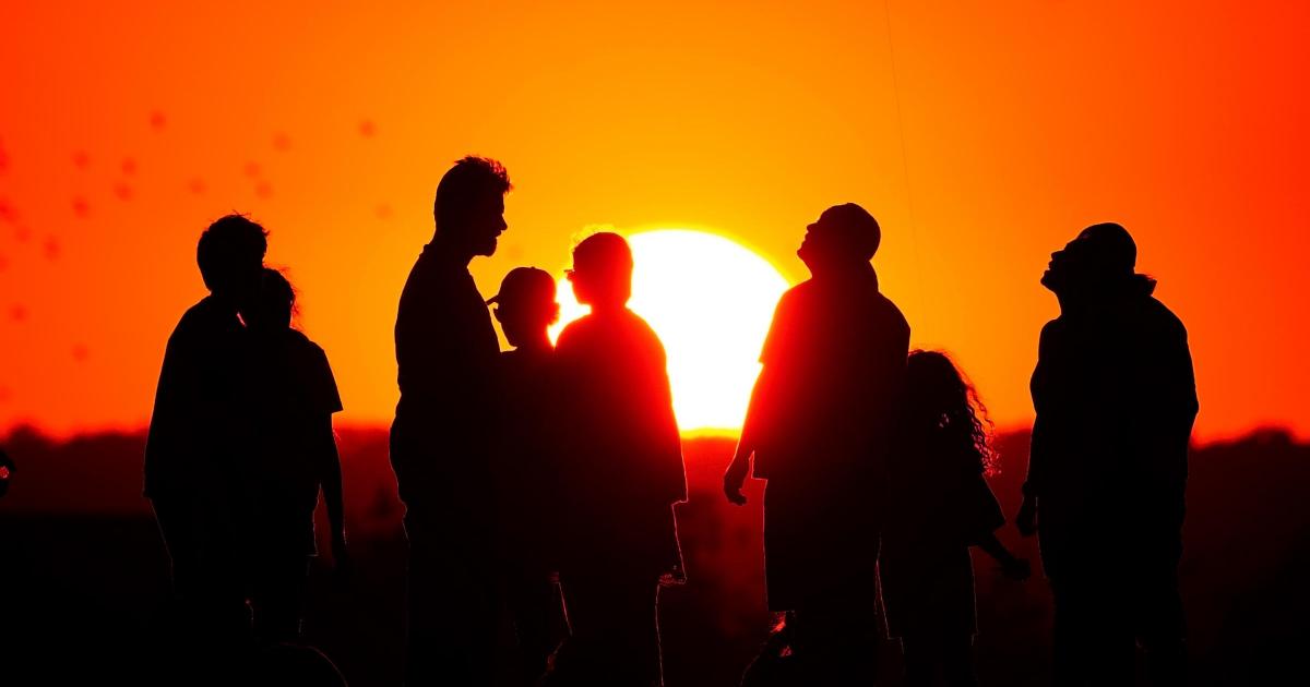 UK could get 30C temperatures ahead of Hurricane Erin