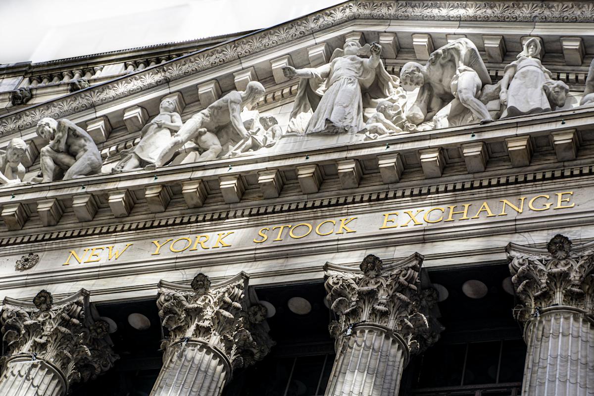 Dow, S&P 500, Nasdaq futures climb as investors await retail data after rate-cut bets cool