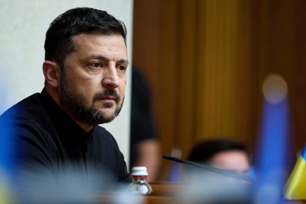 White House is considering inviting Zelenskyy to Alaska