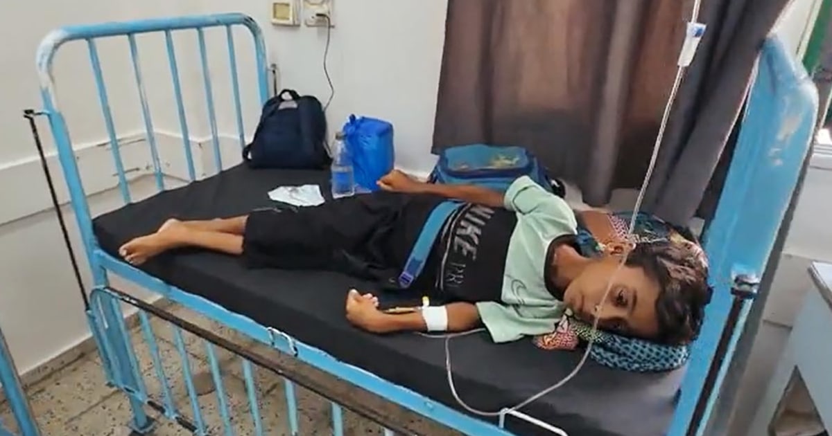 How do doctors treat starvation?