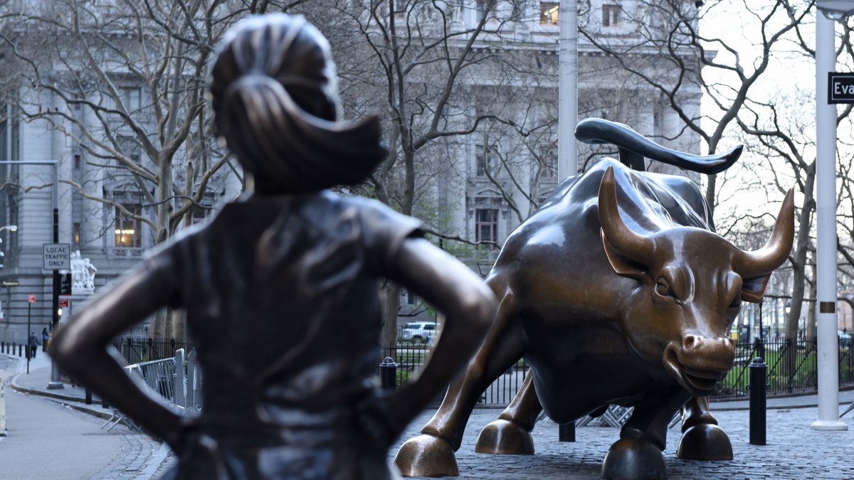 Wall Street banks warn of market correction