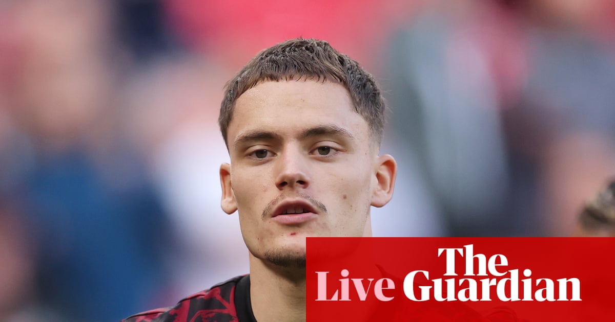 Liverpool v Arsenal: Premier League updates – live | Premier League