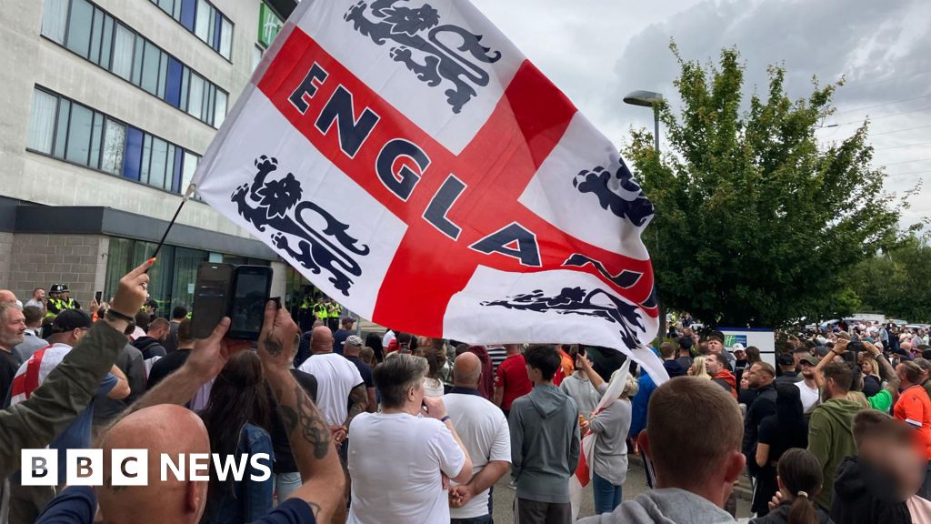 'Manvers asylum seeker hotel riot will not stain our town'