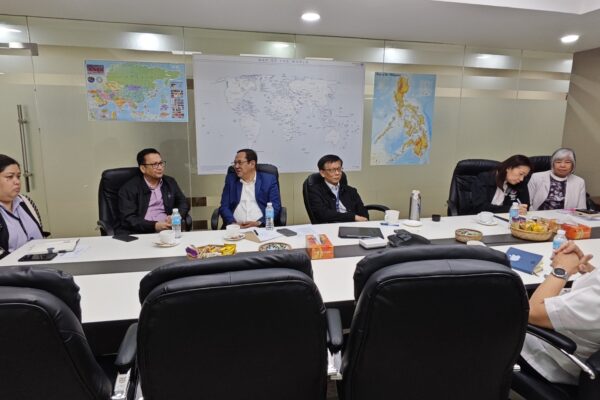 OFWs Reminded: Follow Host Country Laws, Avoid Moonlighting — DMW Chief