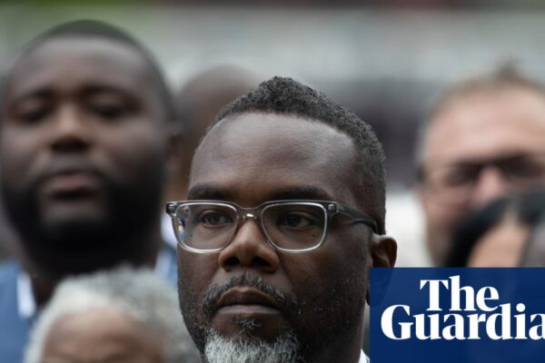 Trump news at a glance: Backlash in Chicago as mayor defies president’s immigration crackdown | Trump administration