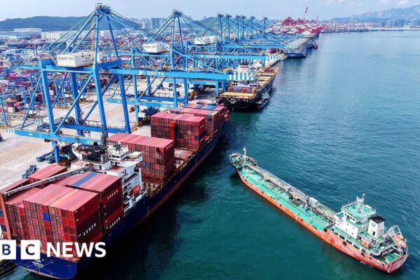 US and China extend trade truce deadline for another 90 days