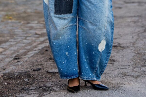 7 shoes to wear with barrel leg jeans, for the ultimate laid-back denim look