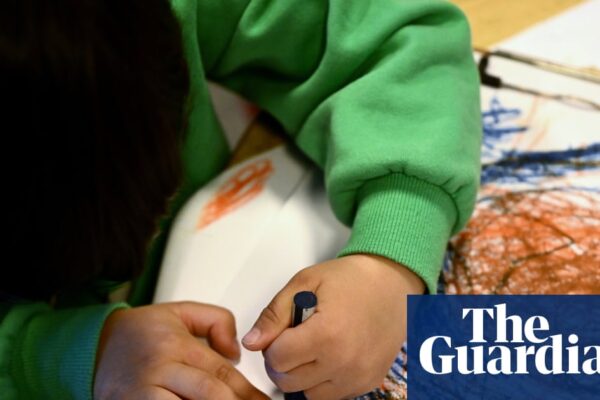 Database to track childcare workers and mobile phone bans on the table as Australian ministers set to meet | Childcare Australia