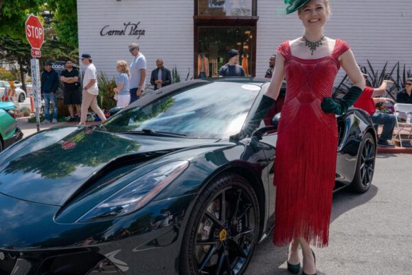 Prancing Ponies: Women & Fashion Shine in Carmel | Arts & Culture