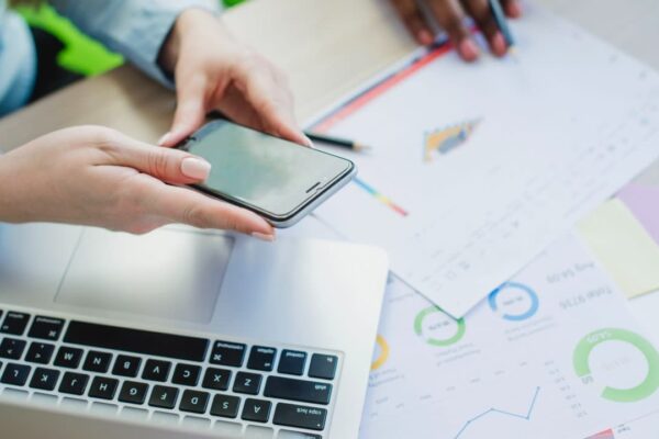 Why Every Business Needs A Mobile App in 2025