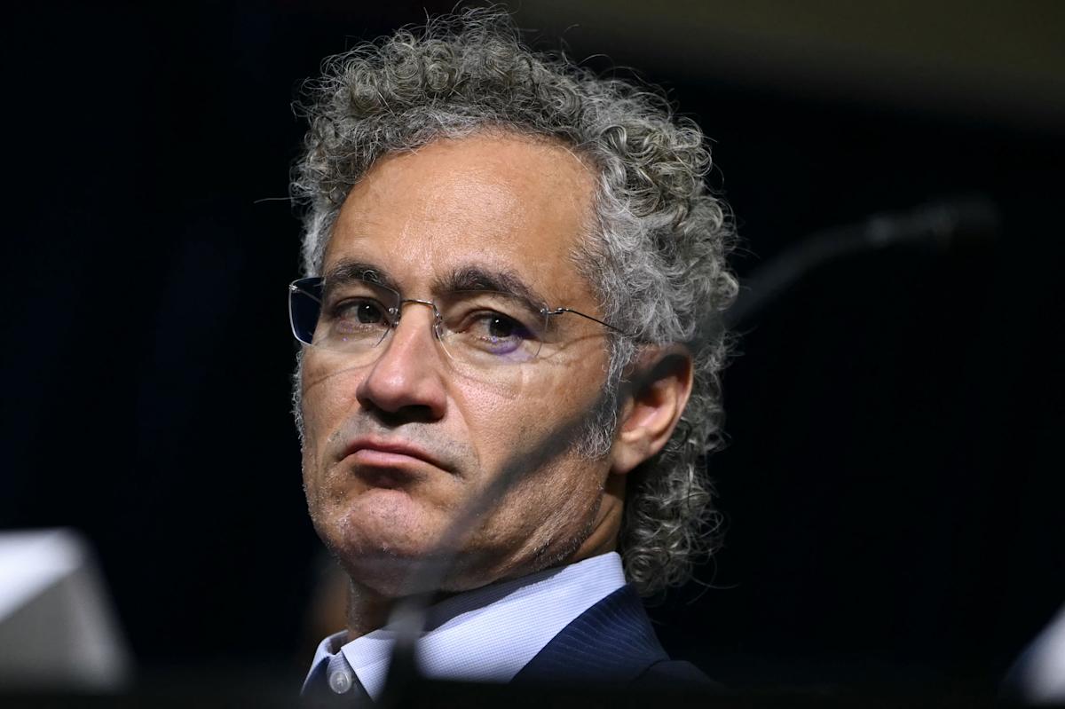 Palantir stock falls 9%, extending losing streak to 5 trading days, as tech trade cools