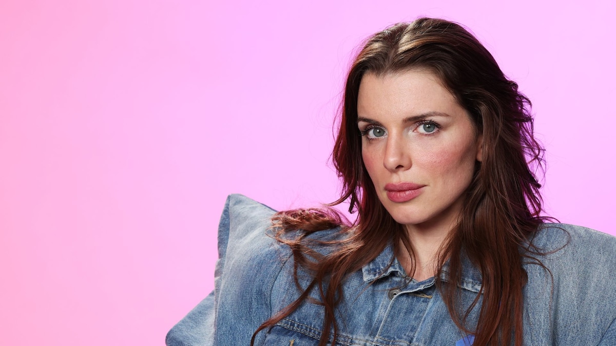 Julia Fox on regretting plastic surgery and aging