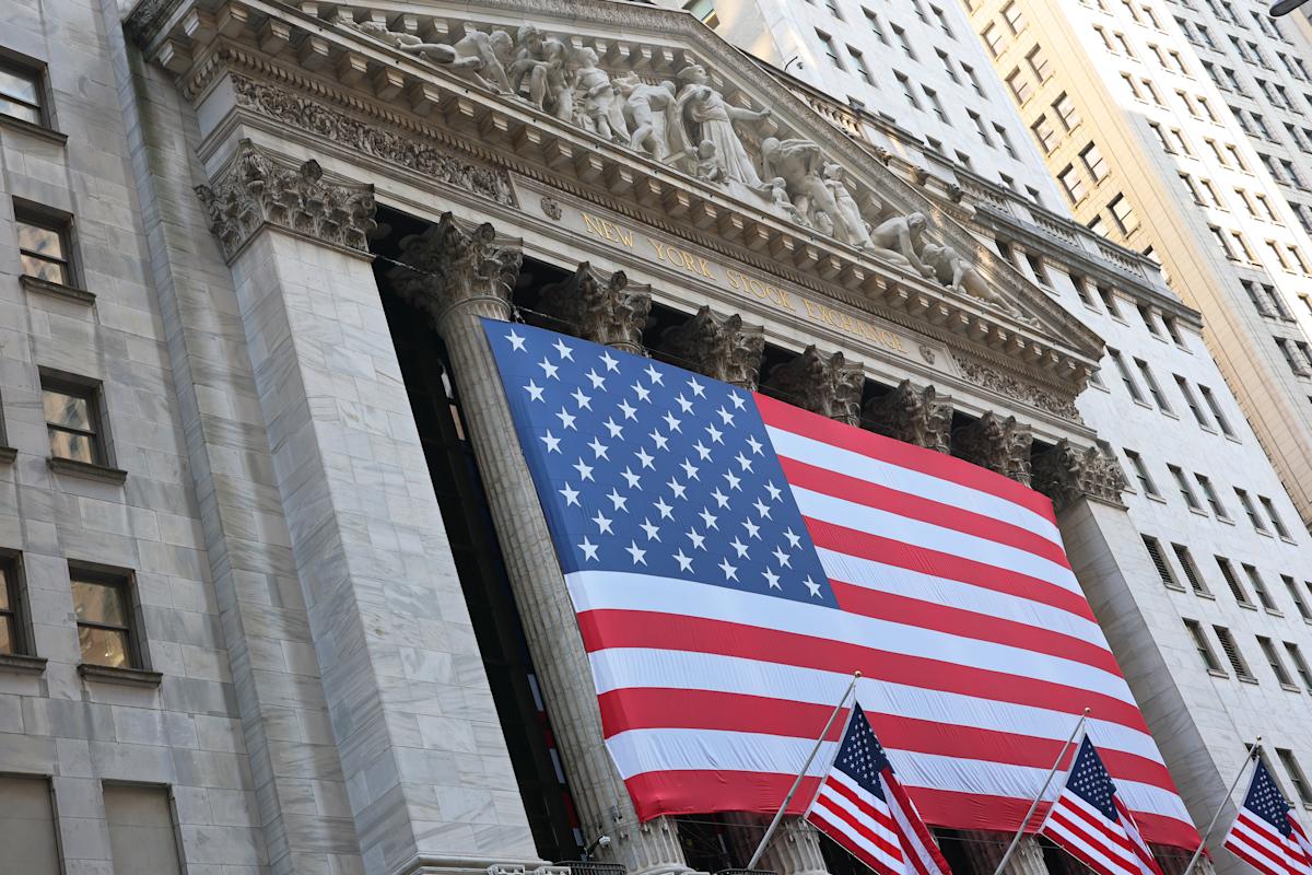 Dow, S&P 500, Nasdaq futures trade flat as Fed rate cut bets surge after inflation data