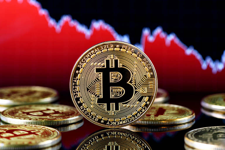 Crypto extends decline as investors shed riskier assets