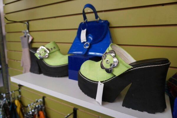 Your junk could be Gen Z’s treasure. How to profit from the resurgence of Y2K fashion