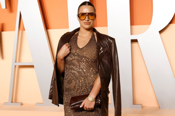 Aryna Sabalenka Fashion & Style Tips — On And Off The Court