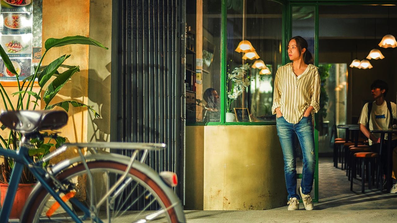 Review: "Little Red Sweet" is a Tender Ode to Hong Kong's Vanishing Culinary Heritage