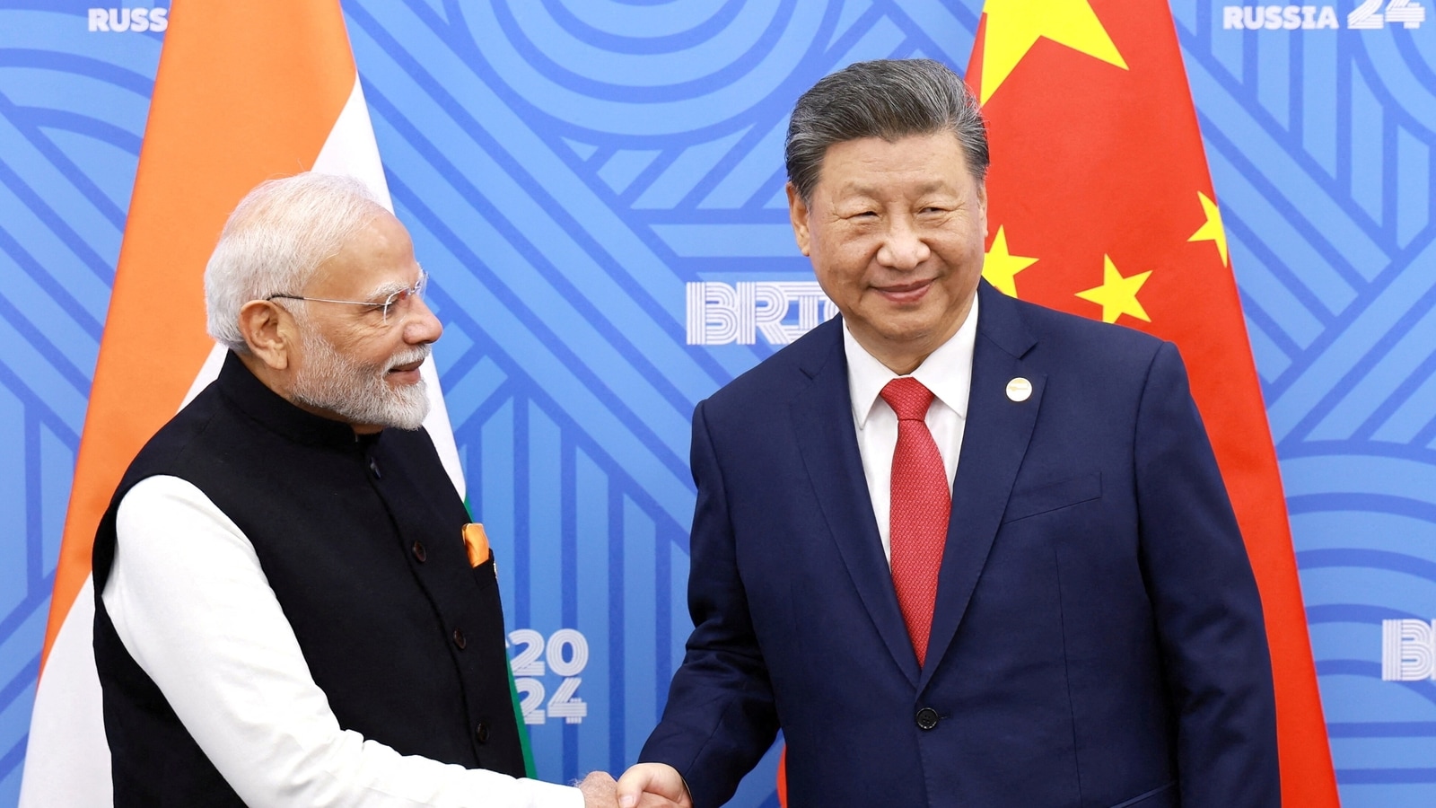 No tariffs on China yet, Trump aide accuses India of 'cozying up to Xi Jinping' | World News