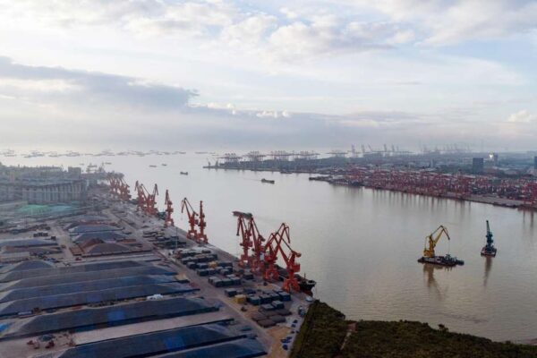 China, India Pledge to Rebuild Relations as US Tariffs Bite