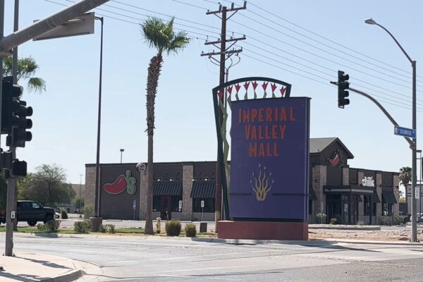 Imperial Valley Mall to host fashion show for back to school season
