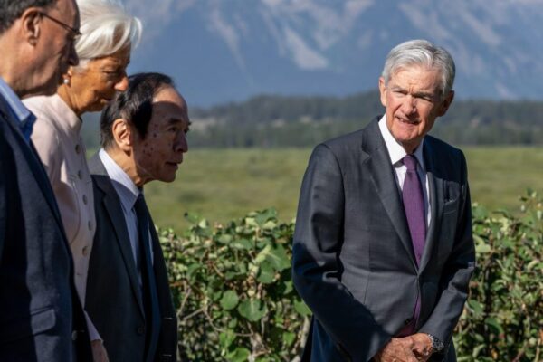 Powell 'holds the key' to the next Fed rate move as divided policymakers will likely fail to reach a consensus again, JPMorgan says