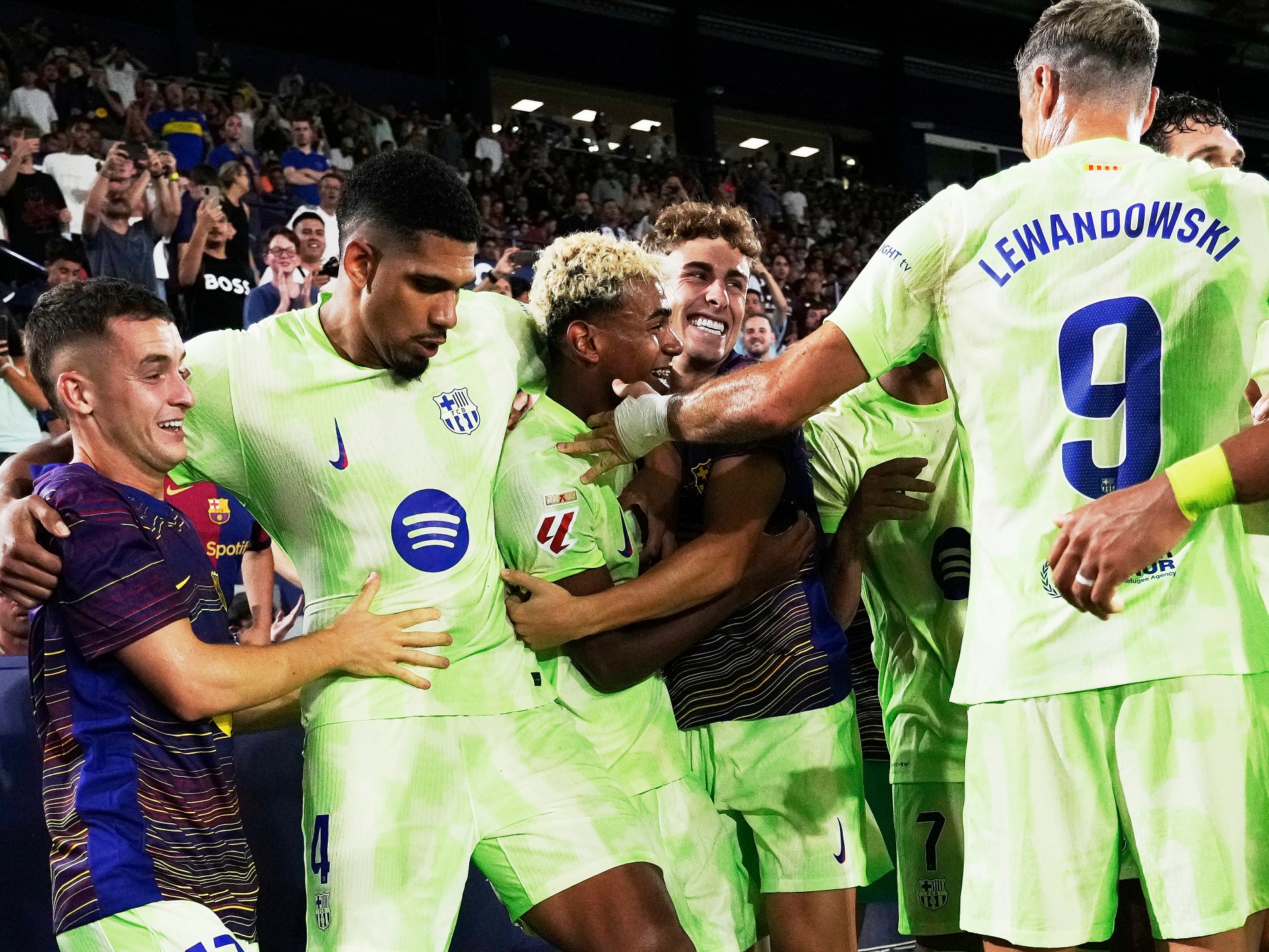 Barcelona defeat Levante with thrilling comeback in La Liga | Football News