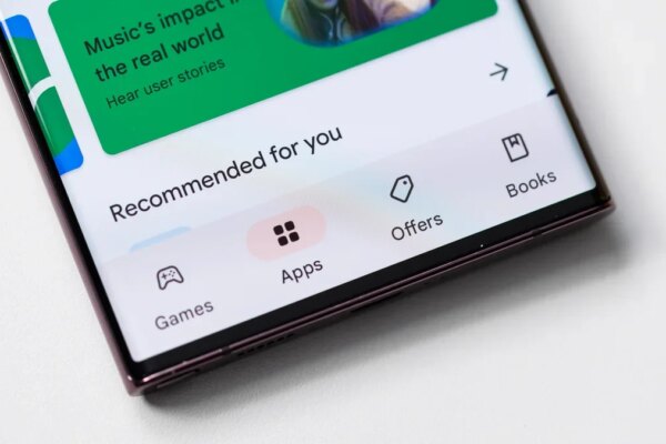 Google will make sideloading apps way more difficult from next year