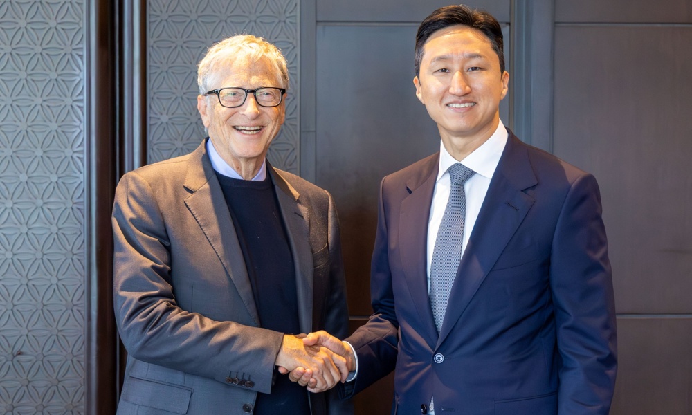 Bill Gates in Korea to further nuclear-powered ships project with HD Hyundai